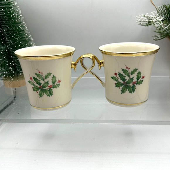 Lenox Holiday Coffee Cup Mug Set Of 2 Winter Holly Berries Dimension Collection - Picture 2 of 7